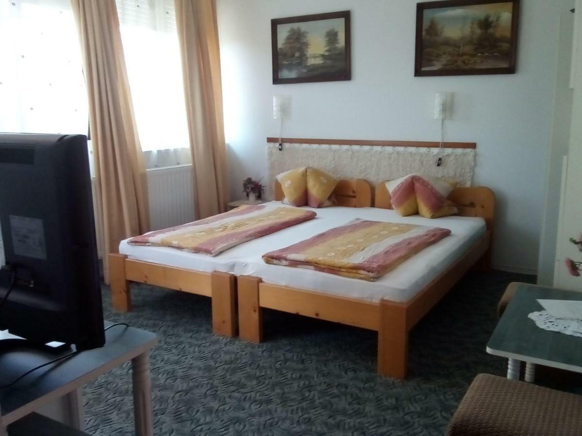 Kata Vendeghaz Hotell Balatonfüred Exteriör bild